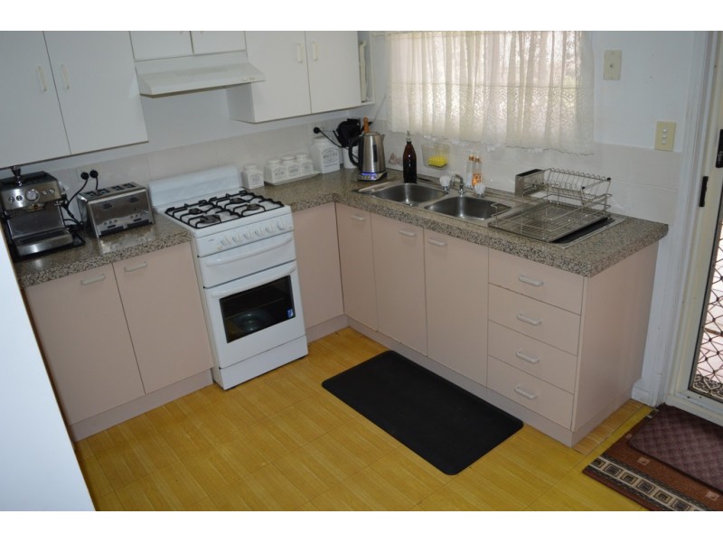 91 LAKES DRIVE, Laidley Heights QLD 4341