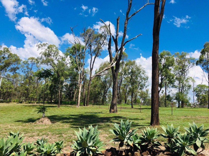 91 LAKES DRIVE, Laidley Heights QLD 4341
