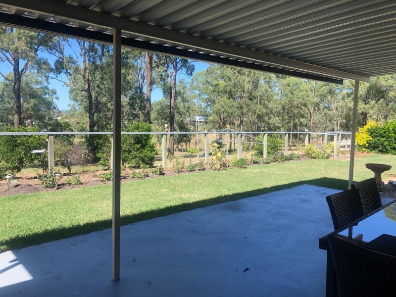 24 Hannant Road, Hatton Vale QLD 4341