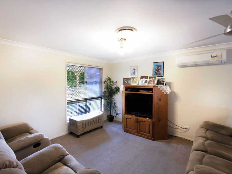 24 Hannant Road, Hatton Vale QLD 4341