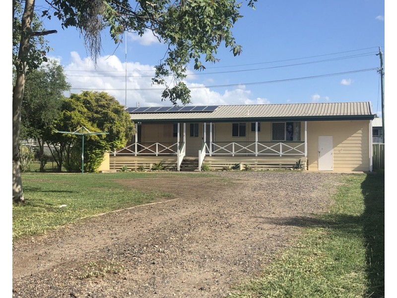 33 William Street, Forest Hill QLD 4342