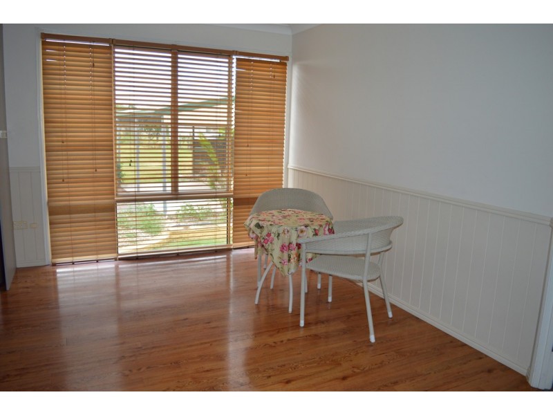 100 Lakes Drive, Laidley Heights QLD 4341