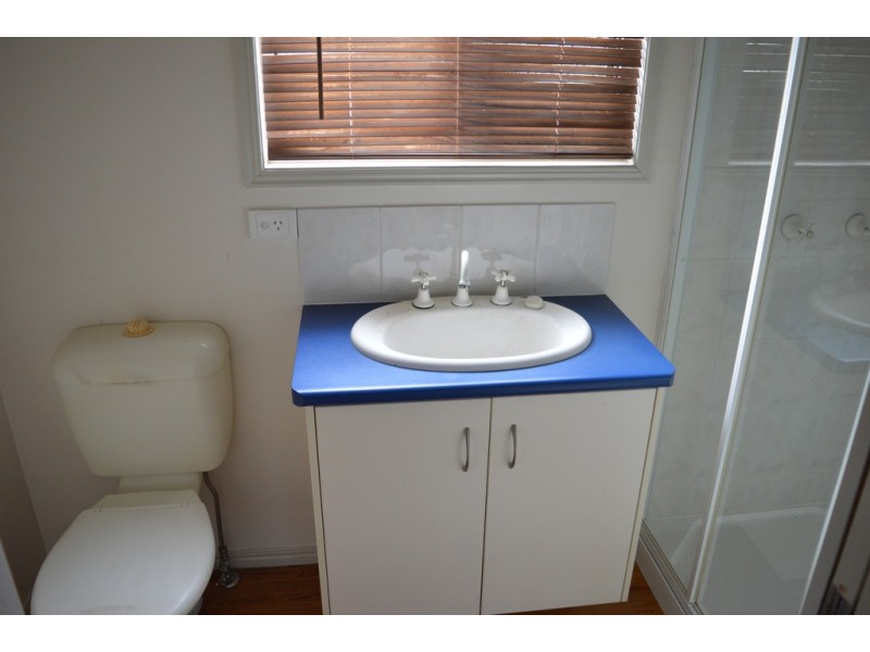 100 Lakes Drive, Laidley Heights QLD 4341