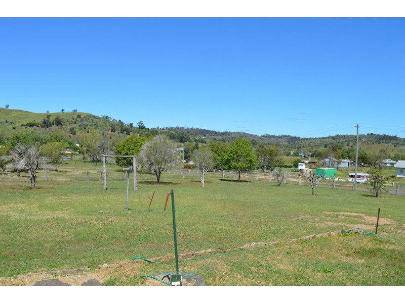 24 Hill Road, Plainland QLD 4341