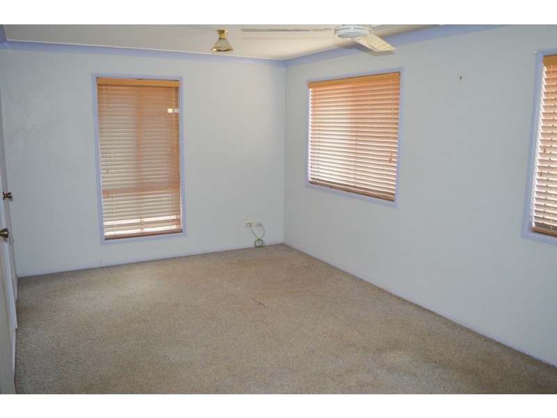 107 Lakes Drive, Laidley Heights QLD 4341