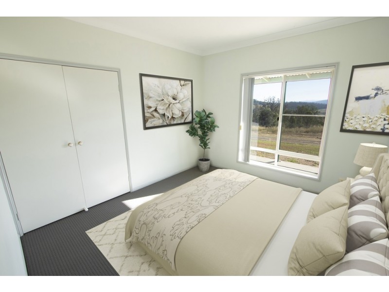 4 Simpson Drive, Mulgowie QLD 4341