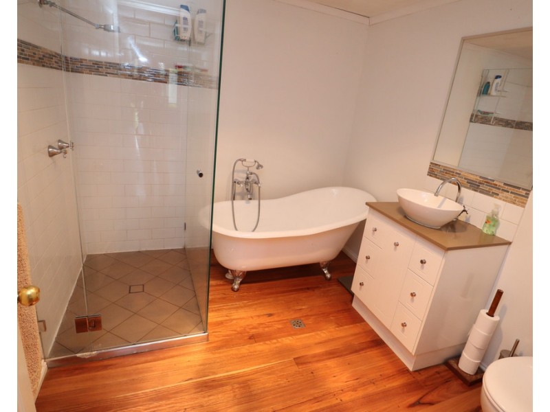 157 Jendra Road, Coolana QLD 4311