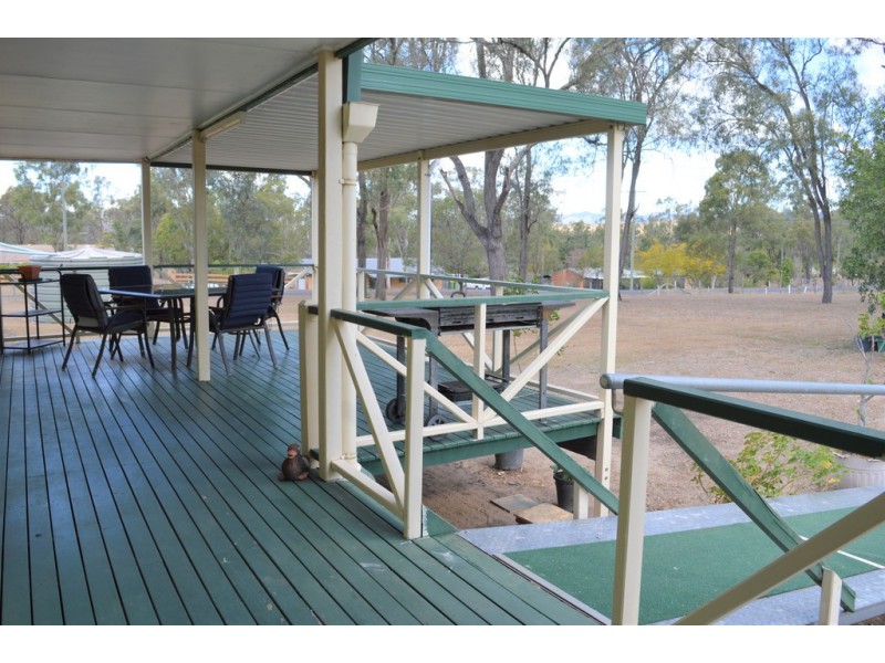 92 Lakes Dr, Laidley Heights QLD 4341