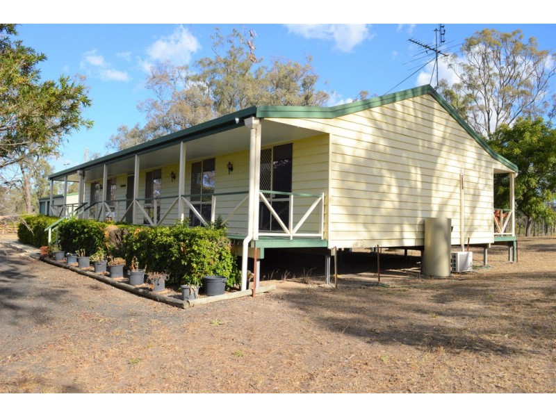 92 Lakes Dr, Laidley Heights QLD 4341