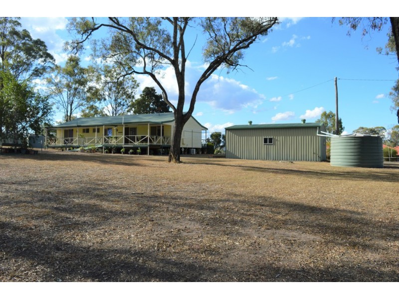 92 Lakes Dr, Laidley Heights QLD 4341