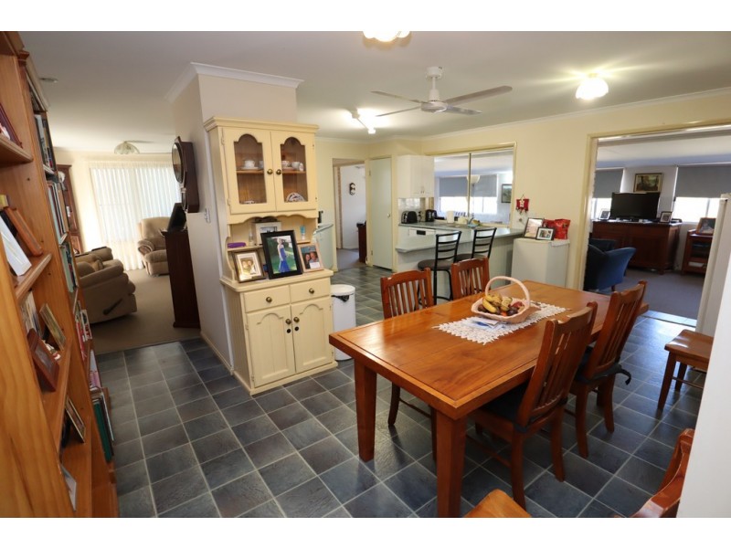 20 Brown Court, Laidley Heights QLD 4341