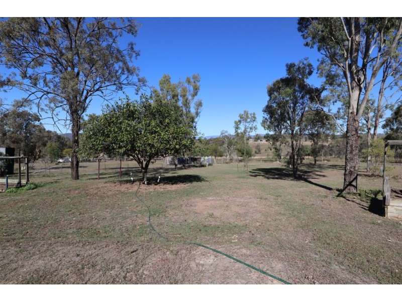 20 Brown Court, Laidley Heights QLD 4341