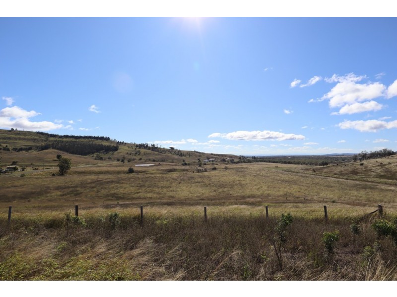 19 Jims Road, Blenheim QLD 4341
