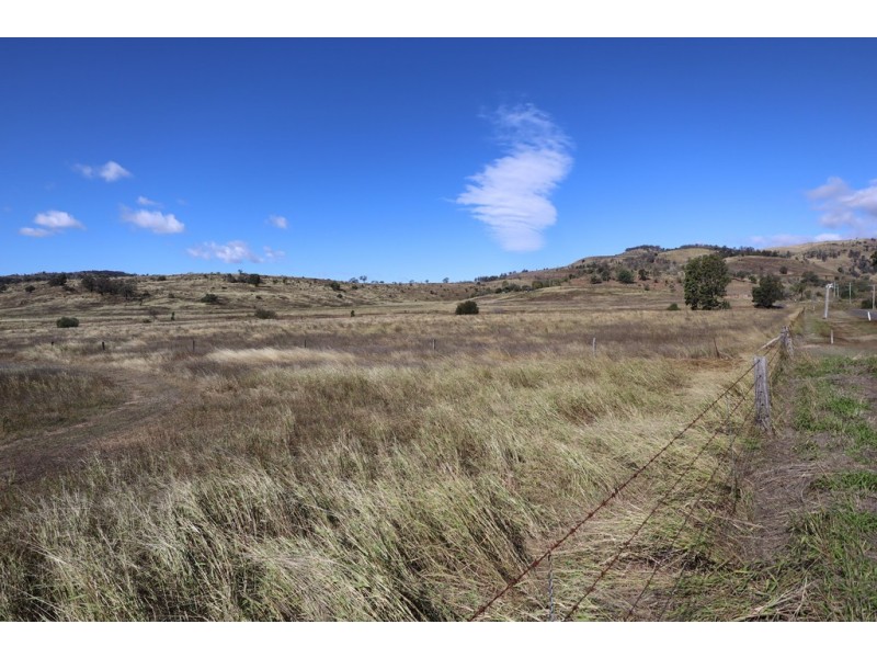 19 Jims Road, Blenheim QLD 4341