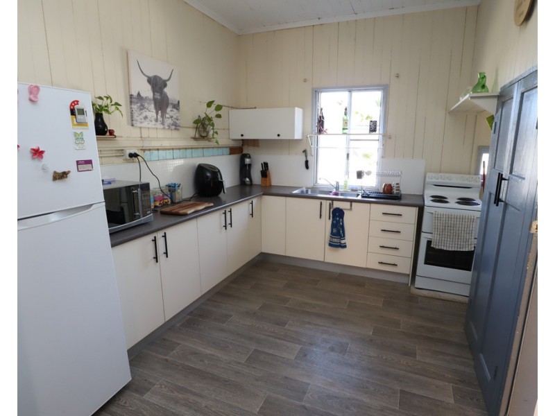 33 Patrick St, Laidley QLD 4341