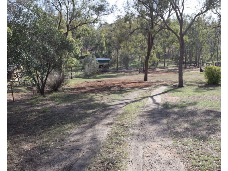 19 Plover Ct, Laidley Heights QLD 4341