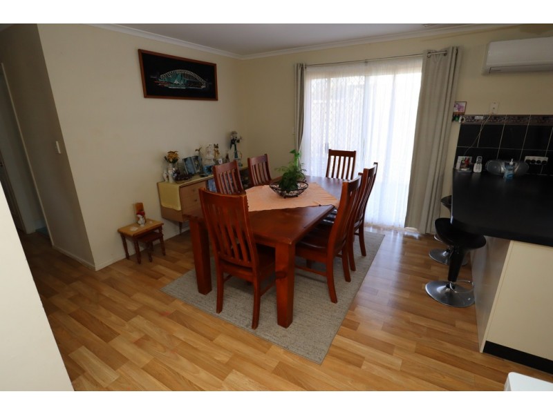 10 Rons Rd, Regency Downs QLD 4341