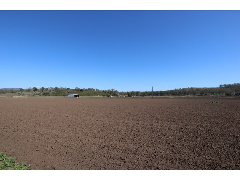 1228 Woodlands Road, Glen Cairn QLD 4342