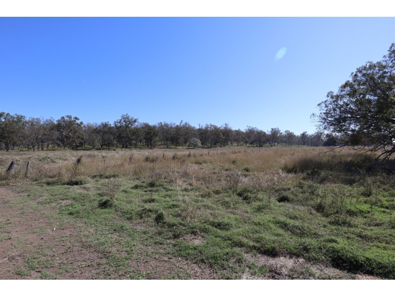 1228 Woodlands Road, Glen Cairn QLD 4342