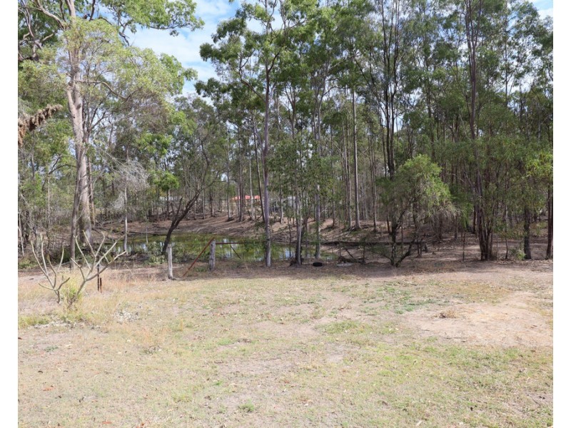 6 Bond Court, Kensington Grove QLD 4341