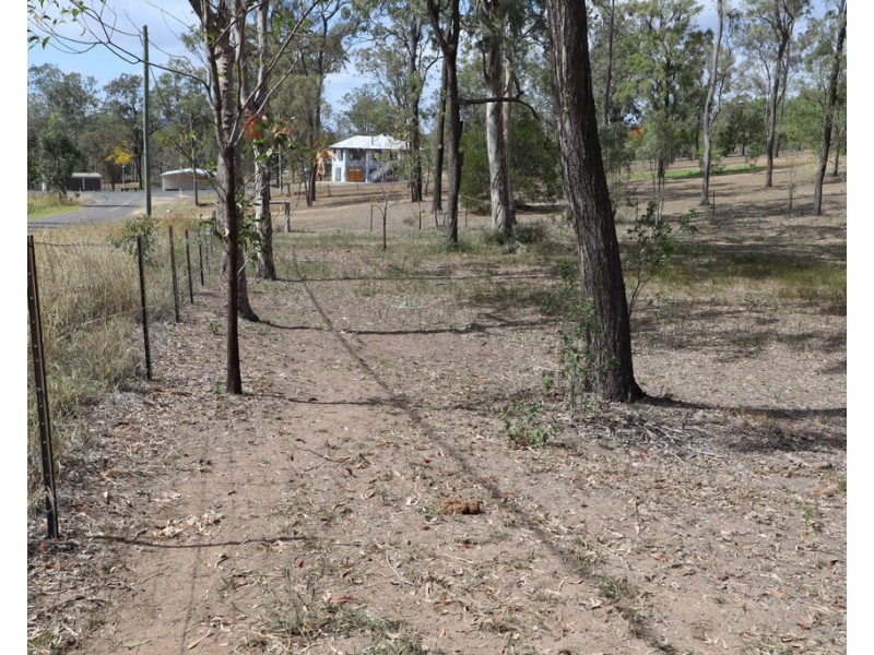 3 Hedges Court, Laidley Heights QLD 4341
