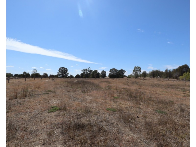 18 Redwood Drive, Brightview QLD 4311