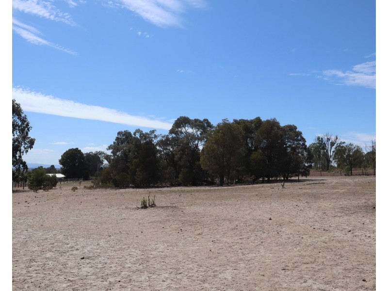 18 Redwood Drive, Brightview QLD 4311