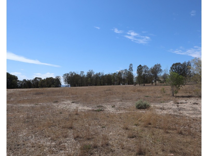 18 Redwood Drive, Brightview QLD 4311