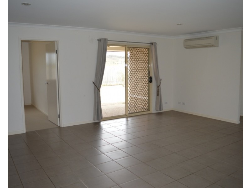 14 Wentworth Court, Laidley North QLD 4341