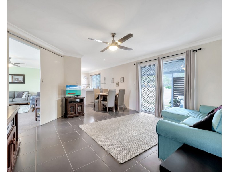 9 Legend Drive, Adare QLD 4343