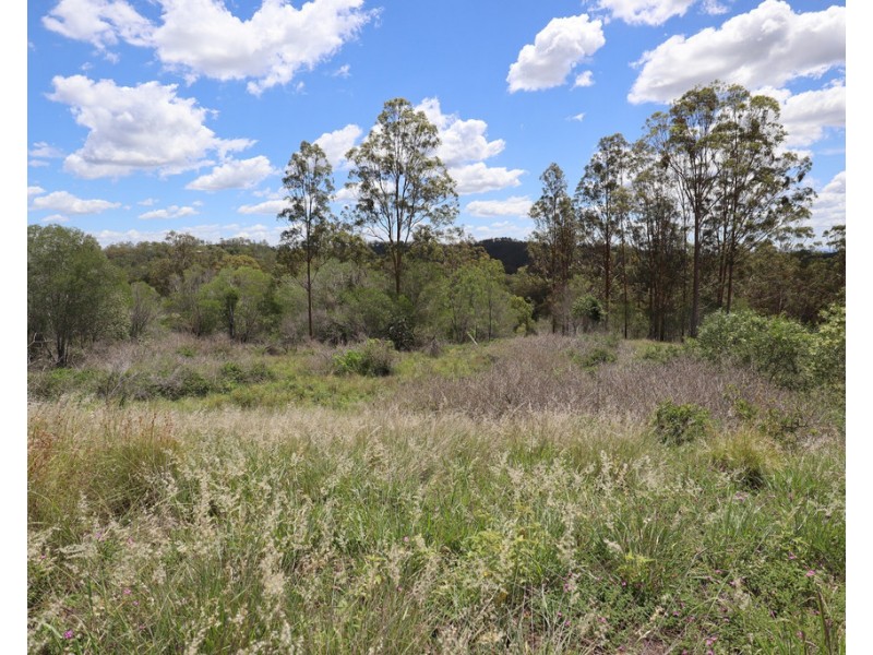 82 Summerholm Road, Summerholm QLD 4341