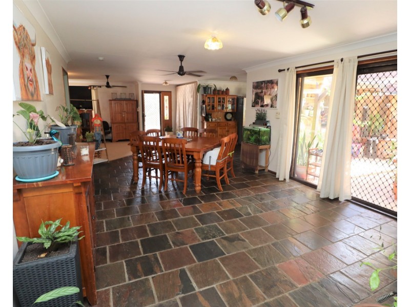 2 Australia II Drive, Kensington Grove QLD 4341