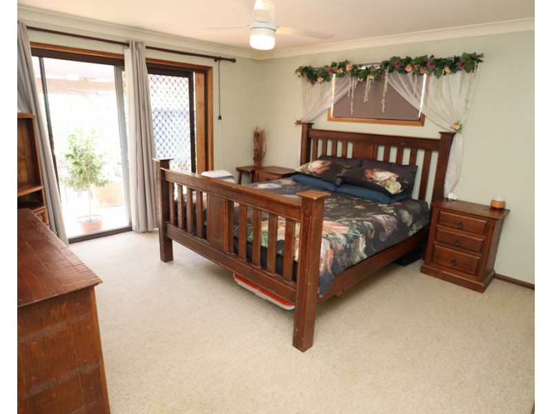 2 Australia II Drive, Kensington Grove QLD 4341