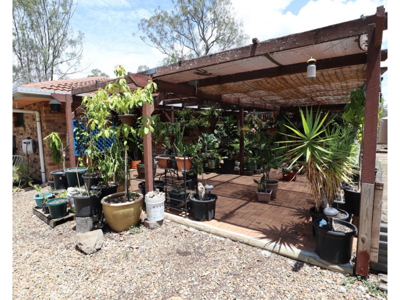 2 Australia II Drive, Kensington Grove QLD 4341