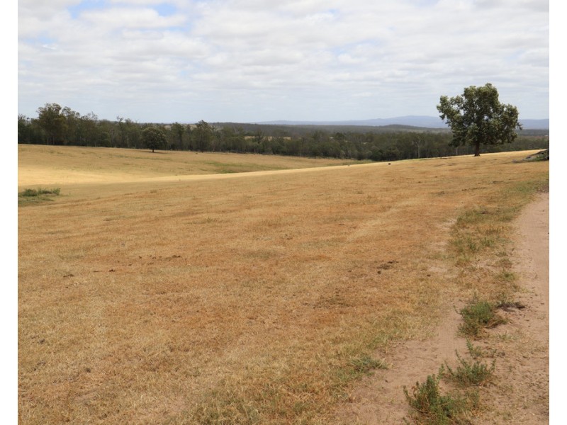 7 Sippel Road, Laidley Heights QLD 4341