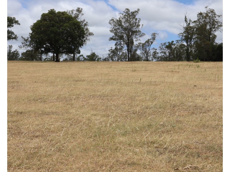 7 Sippel Road, Laidley Heights QLD 4341