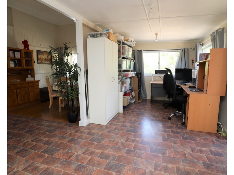 2 Sandpiper Drive, Regency Downs QLD 4341