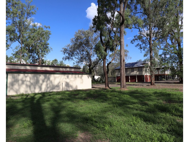 1 Dan Road, Hatton Vale QLD 4341