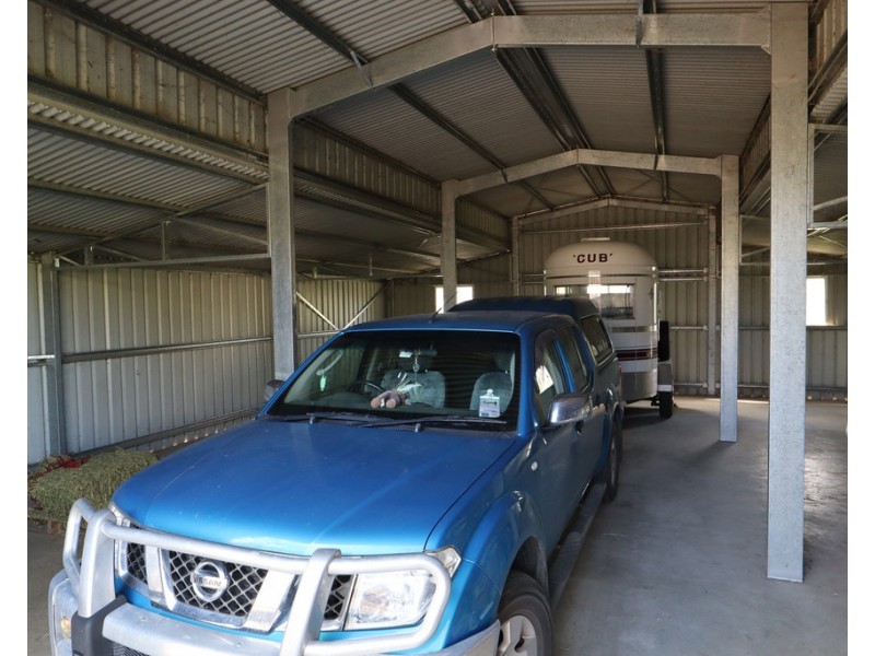 1 Dan Road, Hatton Vale QLD 4341