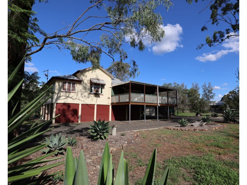 1 Dan Road, Hatton Vale QLD 4341