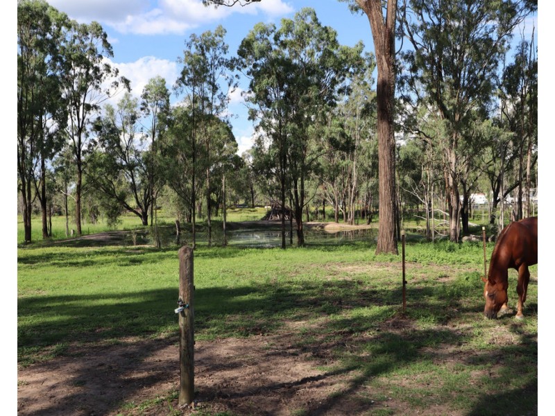 1 Dan Road, Hatton Vale QLD 4341