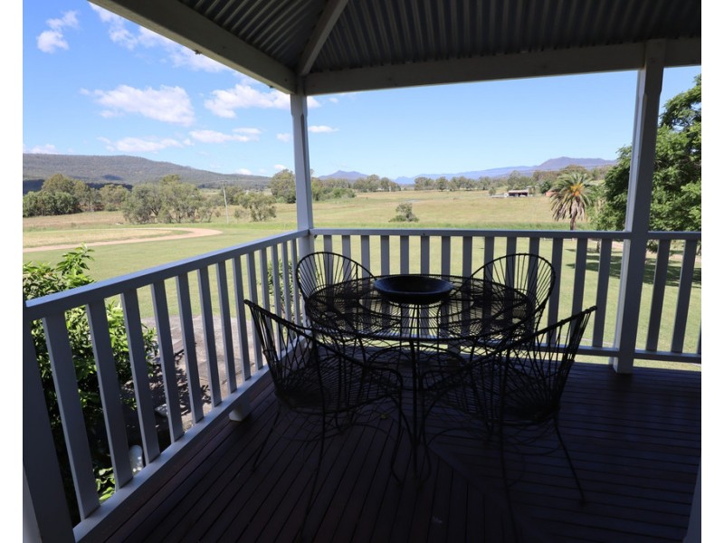 10 McGarrigal Road, Laidley Creek West QLD 4341