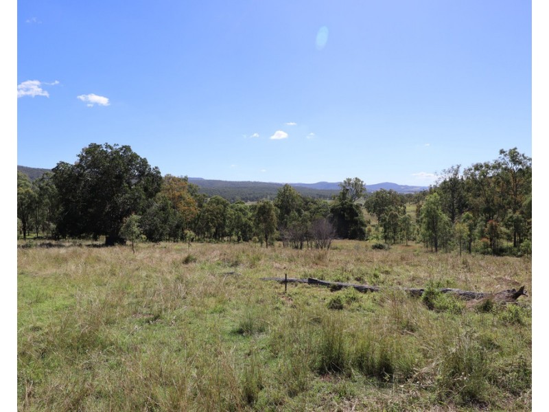 165 Mulgowie Road, Thornton QLD 4341
