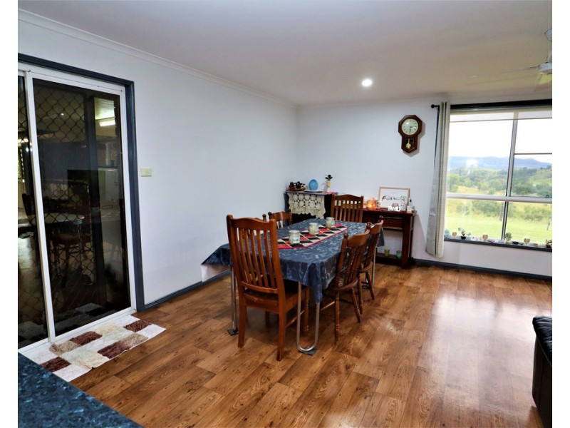 252 Left Hand Branch Road, Lefthand Branch QLD 4343