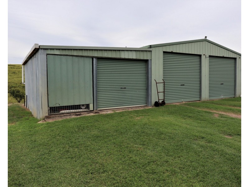 252 Left Hand Branch Road, Lefthand Branch QLD 4343