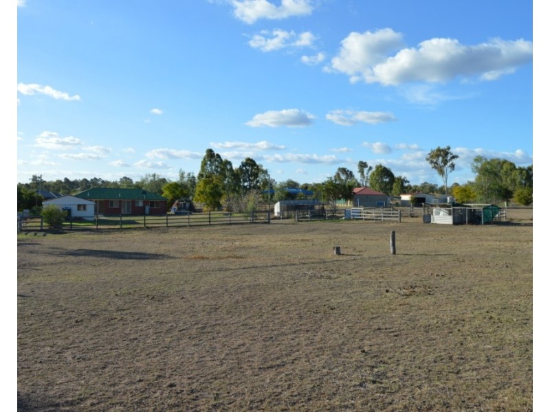 10 Acacia Court, Plainland QLD 4341