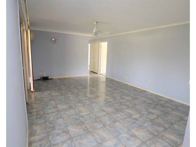 8 Sunwest Court, Plainland QLD 4341