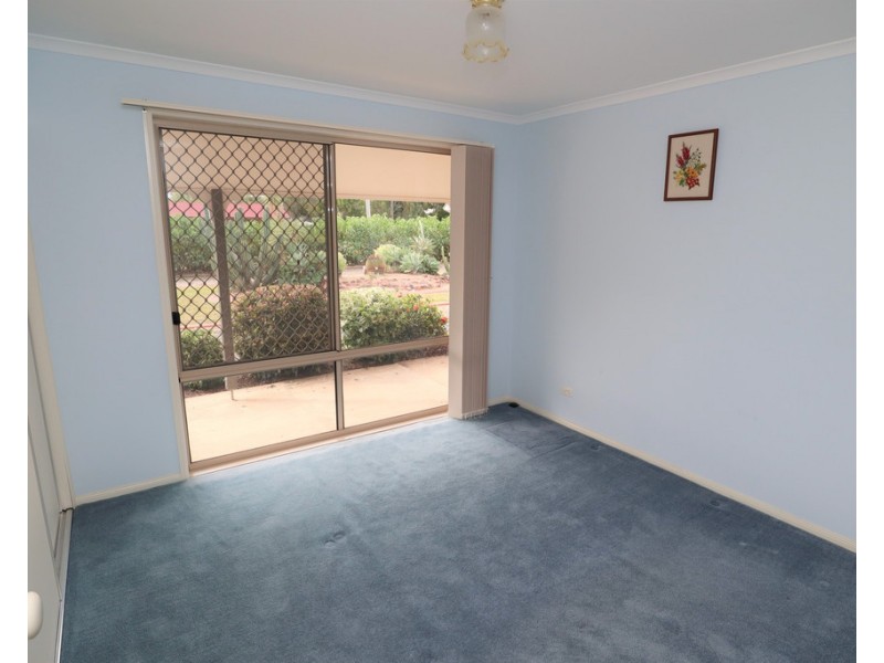8 Sunwest Court, Plainland QLD 4341