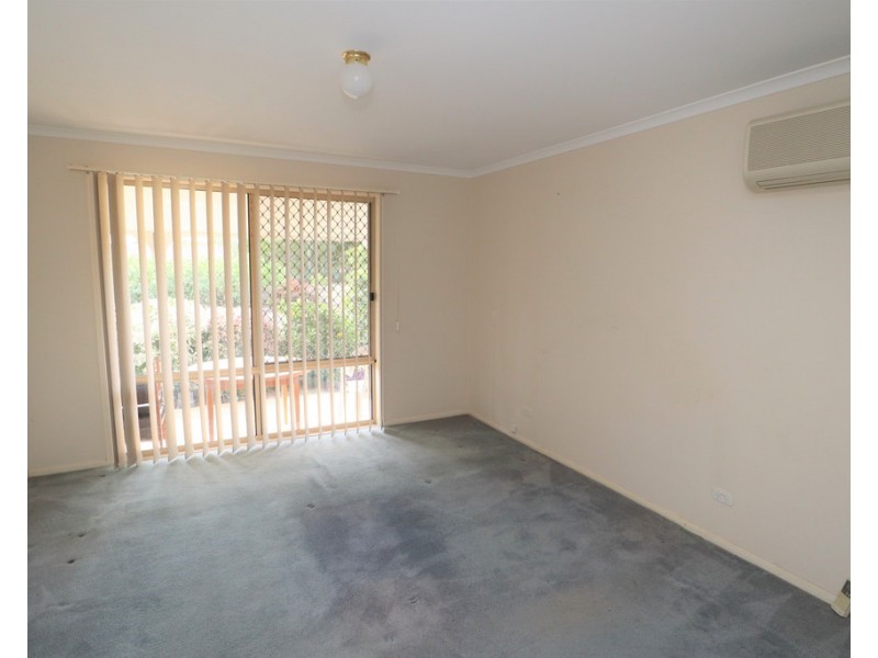 8 Sunwest Court, Plainland QLD 4341