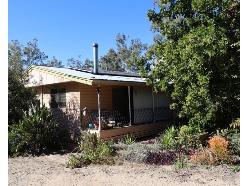 15 Yellowood Court, Kensington Grove QLD 4341